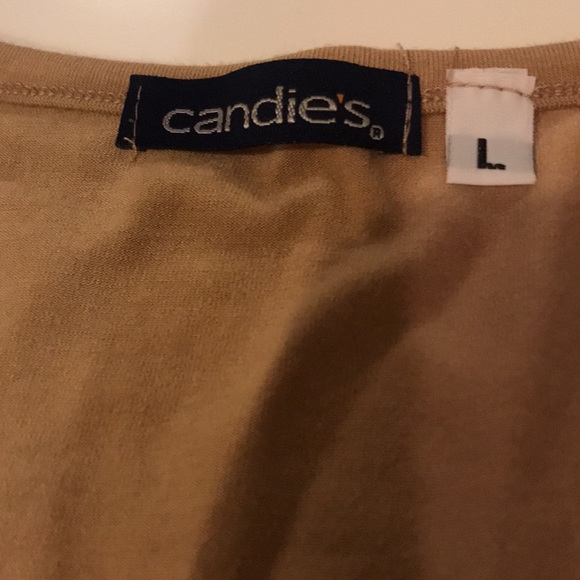 V-Neck Tank w/ Front Ruching - Picture 6 of 6